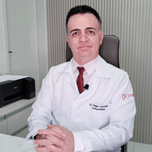 Dr. Felipe Carvalho